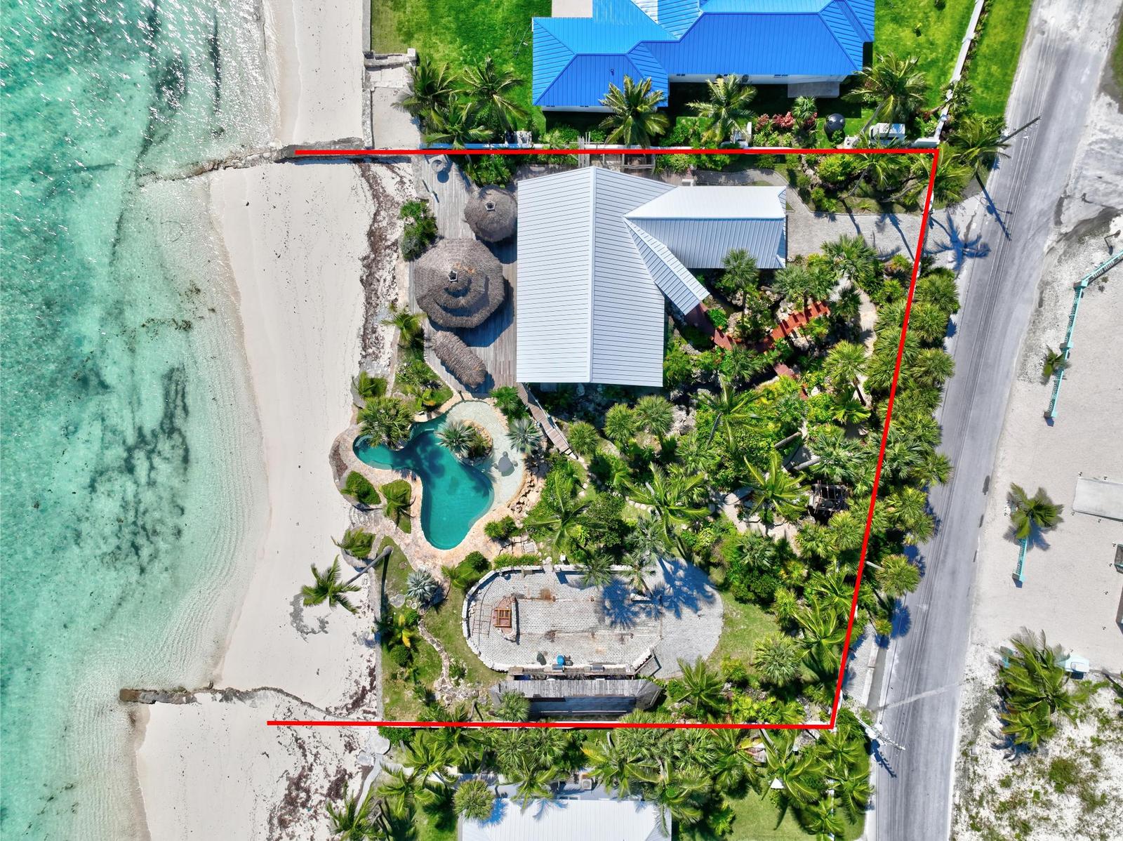 4 bedroom Residence for sale — WINDWARD BEACH ESTATES in Abaco Islands, The Bahamas — photo 1