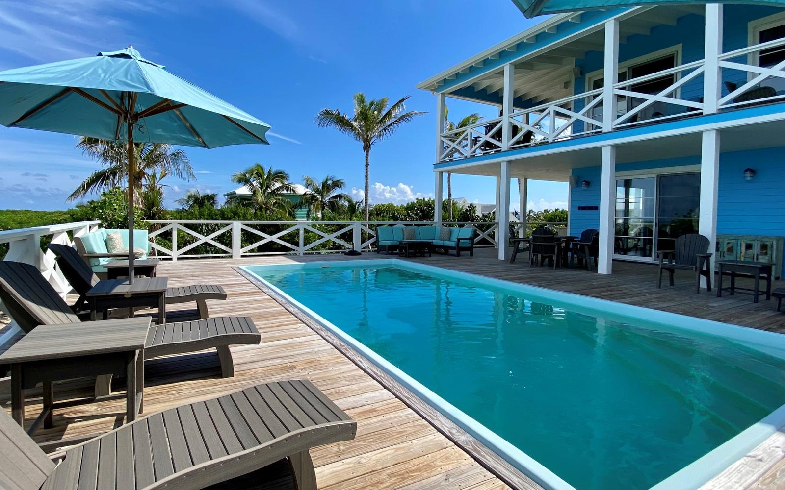4 Bedroom Home for Sale, Aunt Pats Bay, Elbow Cay, Abaco, Bahamas — photo 3