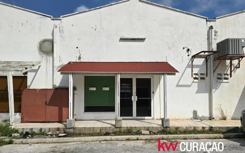 Versatile Commercial Unit for Sale – Groot Piscadera — photo 5