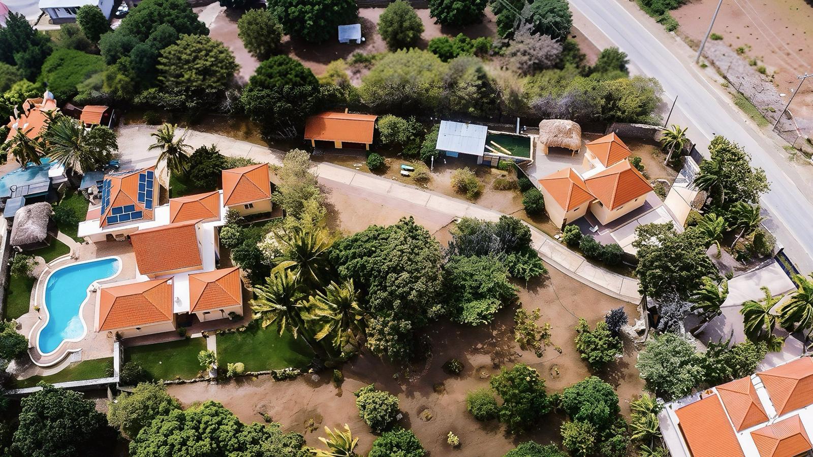 8 Bedroom Home for Sale in Wilhelminiatuin, Curaçao — photo 1