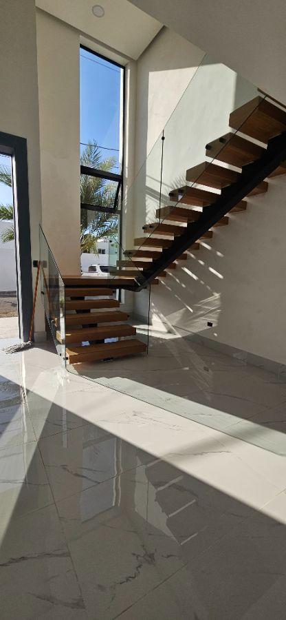 4-bedroom house in Santiago, Dominican Republic — photo 3