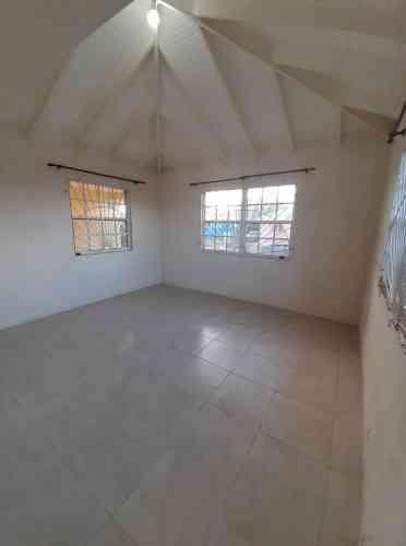 Whitewood Park, Kirtons, St Philip House for Sale — photo 4