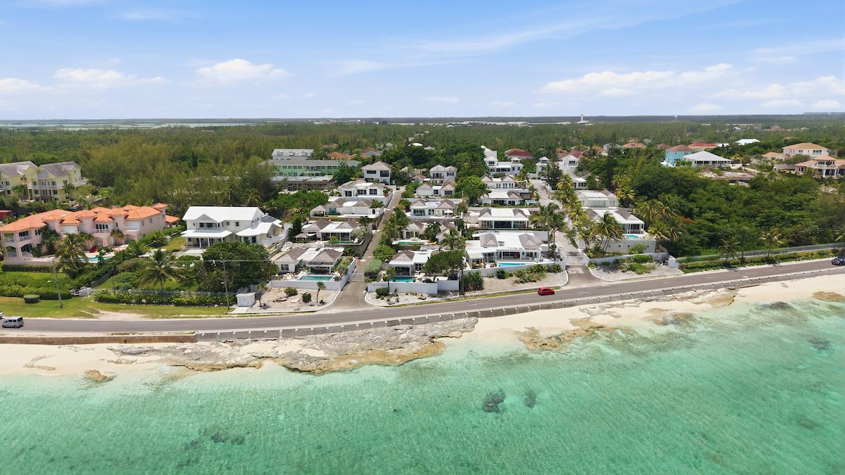3 Bedroom Home for Sale, Western Shores, West Bay Street, Nassau, Bahamas — photo 3
