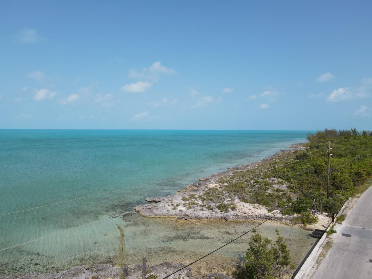 28.45ACRES DOCTOR’S CREEK in Long Island, The Bahamas — photo 1