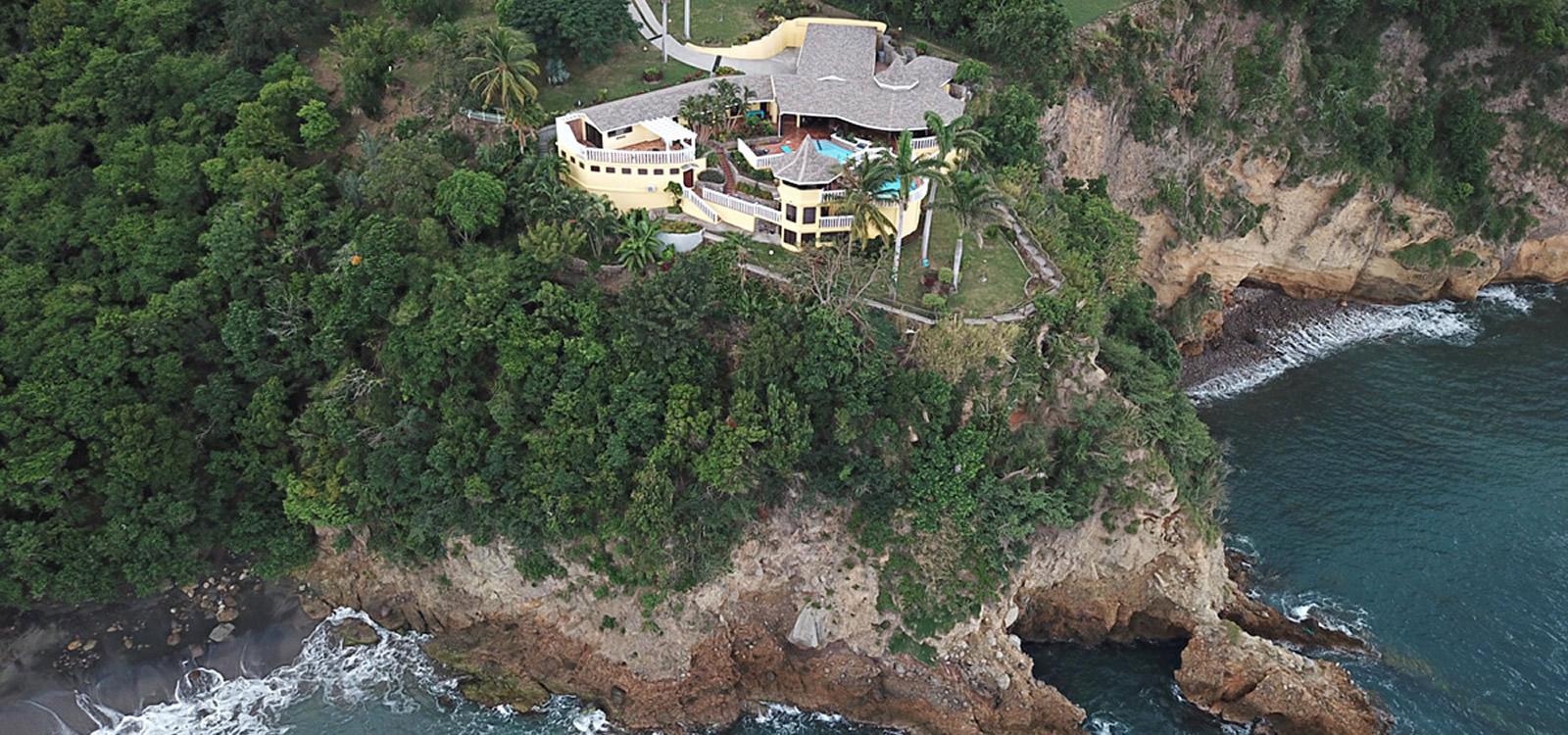 4 Bedroom Clifftop Luxury Home for Sale, Woodlands, Montserrat — photo 4