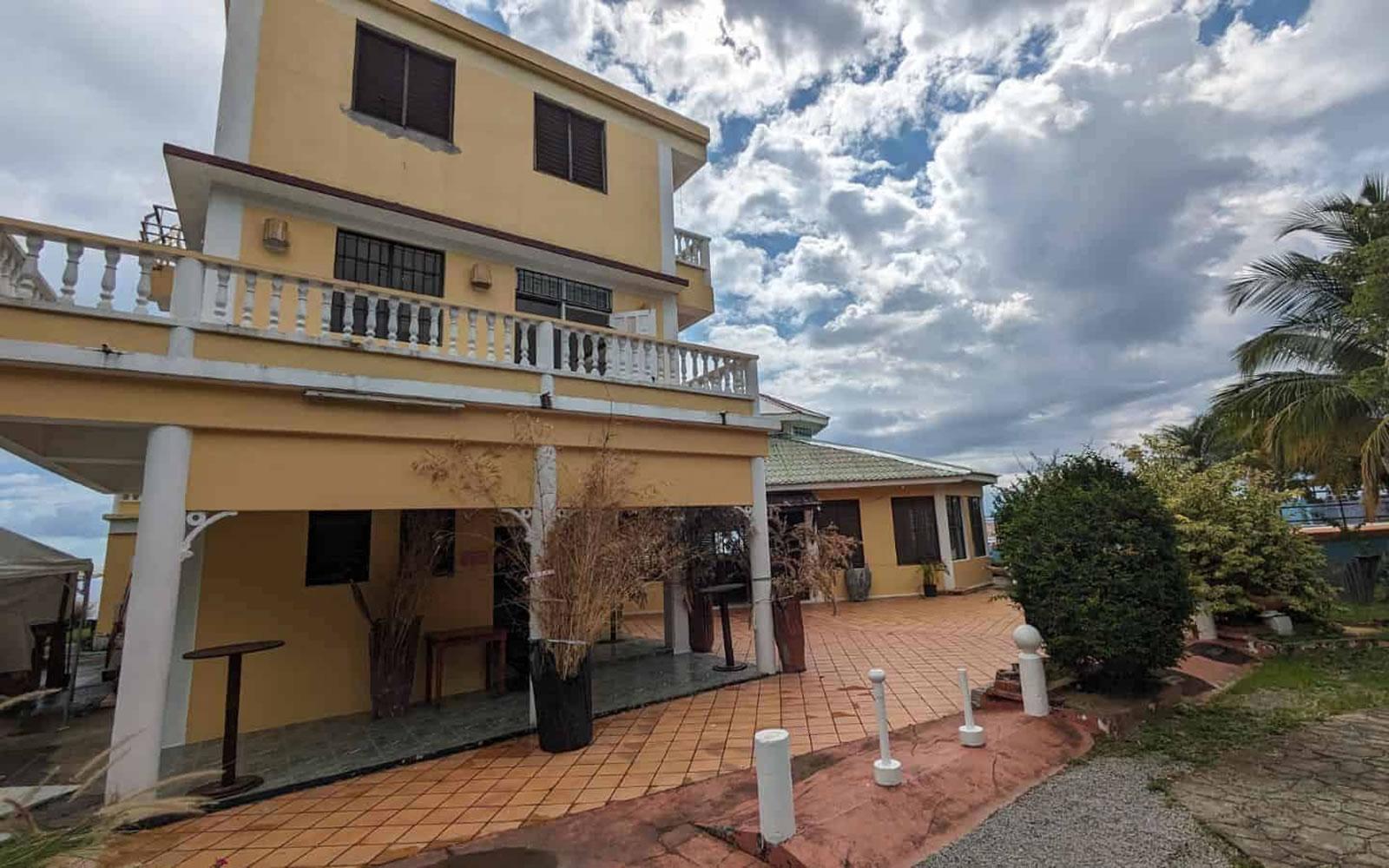 15 Bedroom Boutique Hotel for Sale in Castle Comfort, Dominica — photo 3