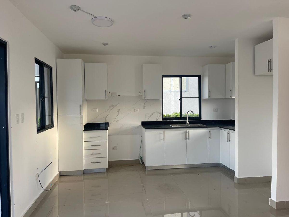 VILLA MODERNA 101 M² EN BÁVARO | 2 PARQUEOS + PATIO | USD 130,000 — photo 3