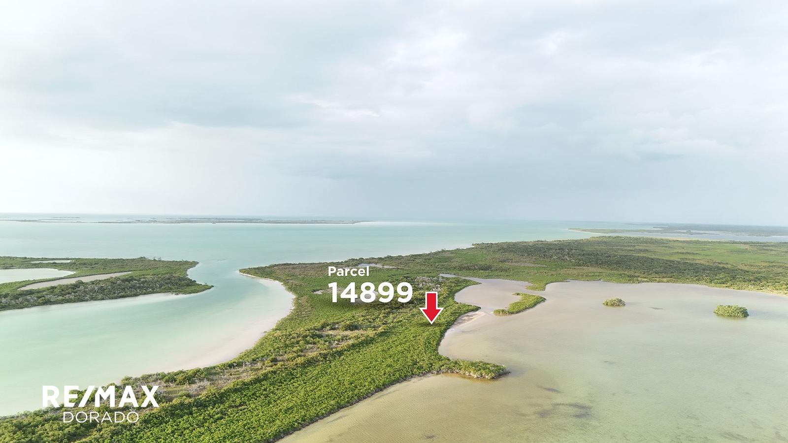 Beach front lot North of Secret Beach, Ambergris Caye — photo 2