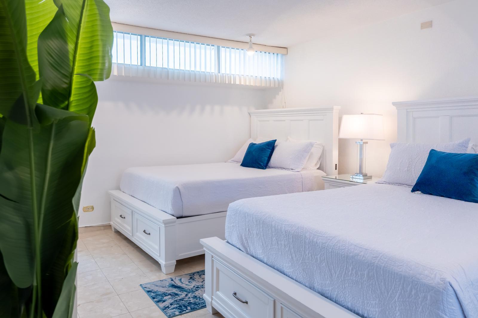 Investment Opportunity in Prime Isla Verde, Puerto Rico - 3BR/2BA Furnished Condo — photo 5