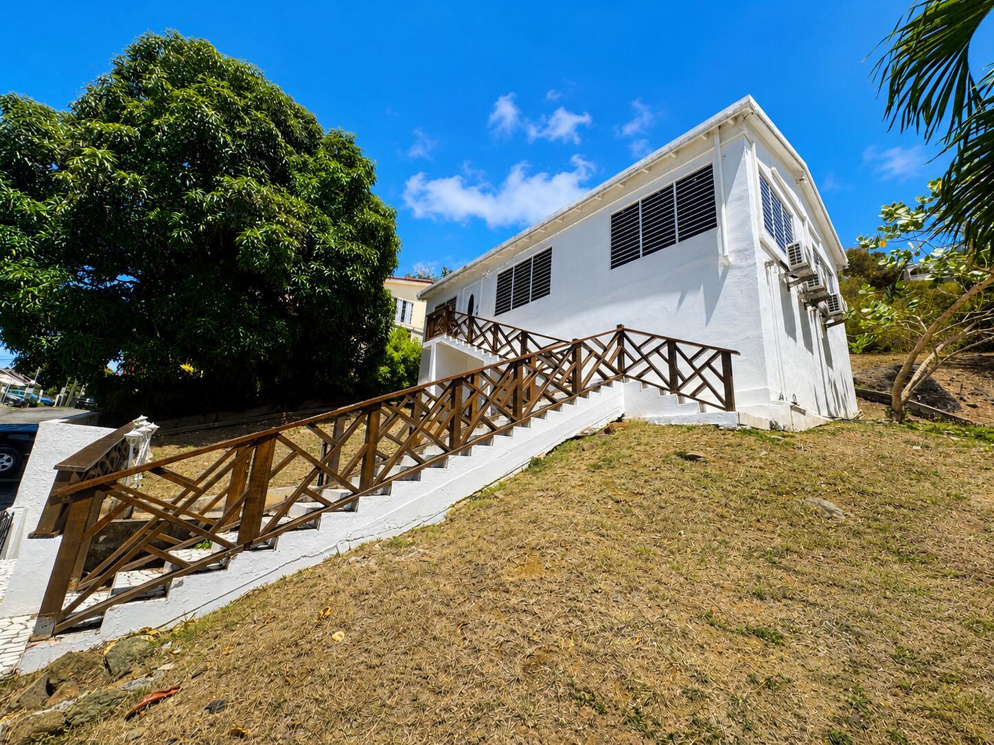 Back on Market Res Rental Annas Retreat NEW — photo 1