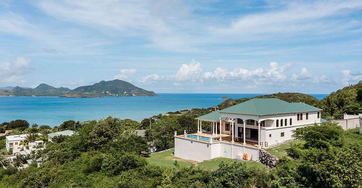 5 Bedroom Luxury Villa for Sale, Stonewall Villa, Oualie Beach, Nevis — photo 1