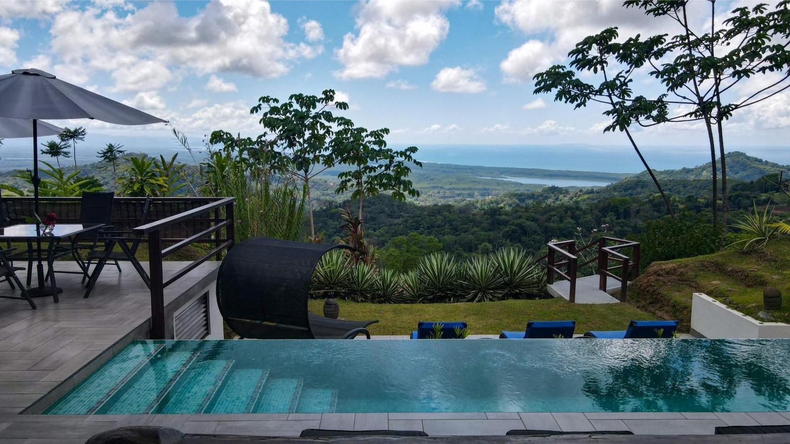 8 Bedroom Property for Sale, Ojochal, Puntarenas, Costa Rica — photo 2