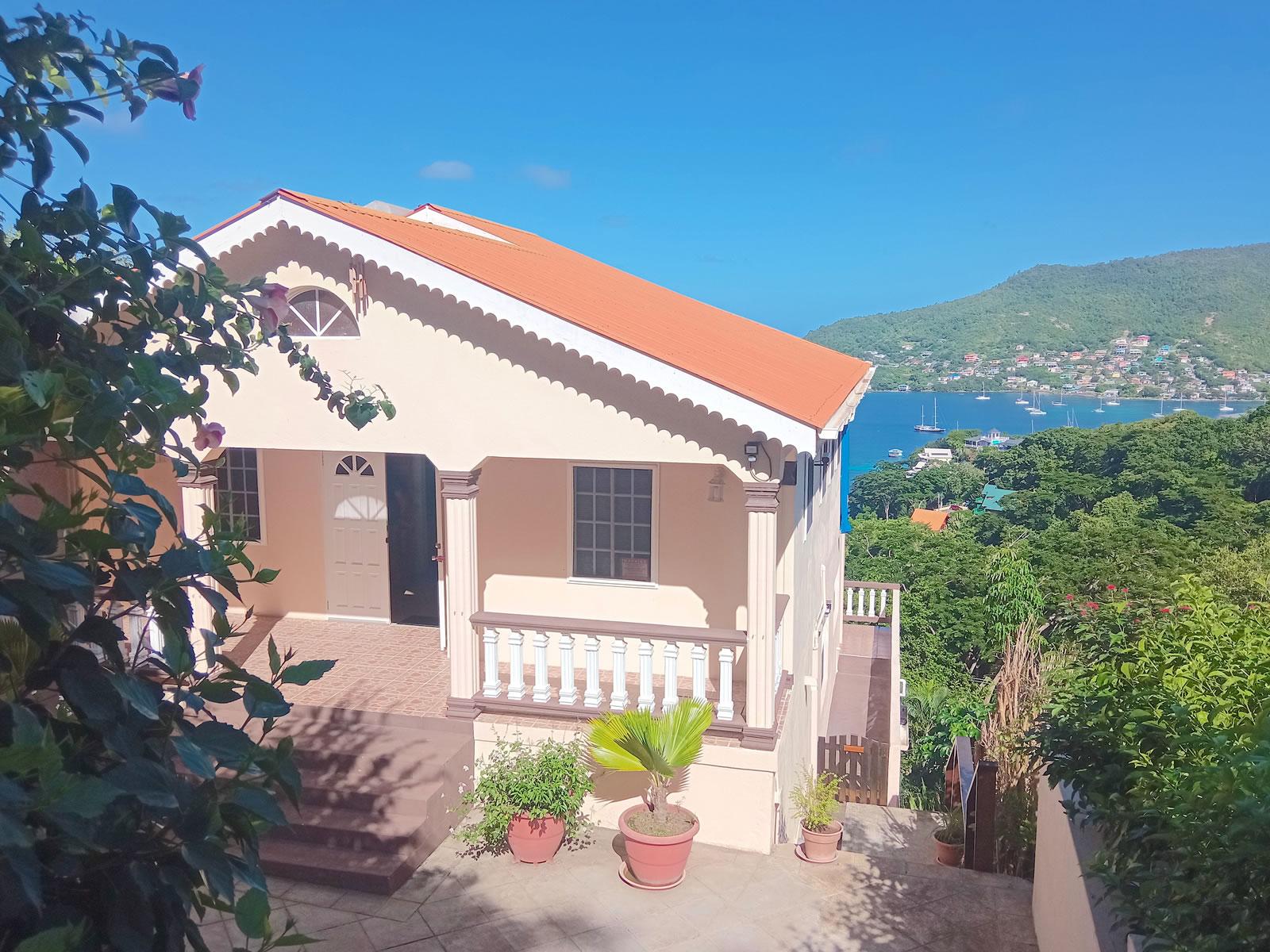 4 Bedroom House for Sale, Bequia, St Vincent & the Grenadines — photo 2