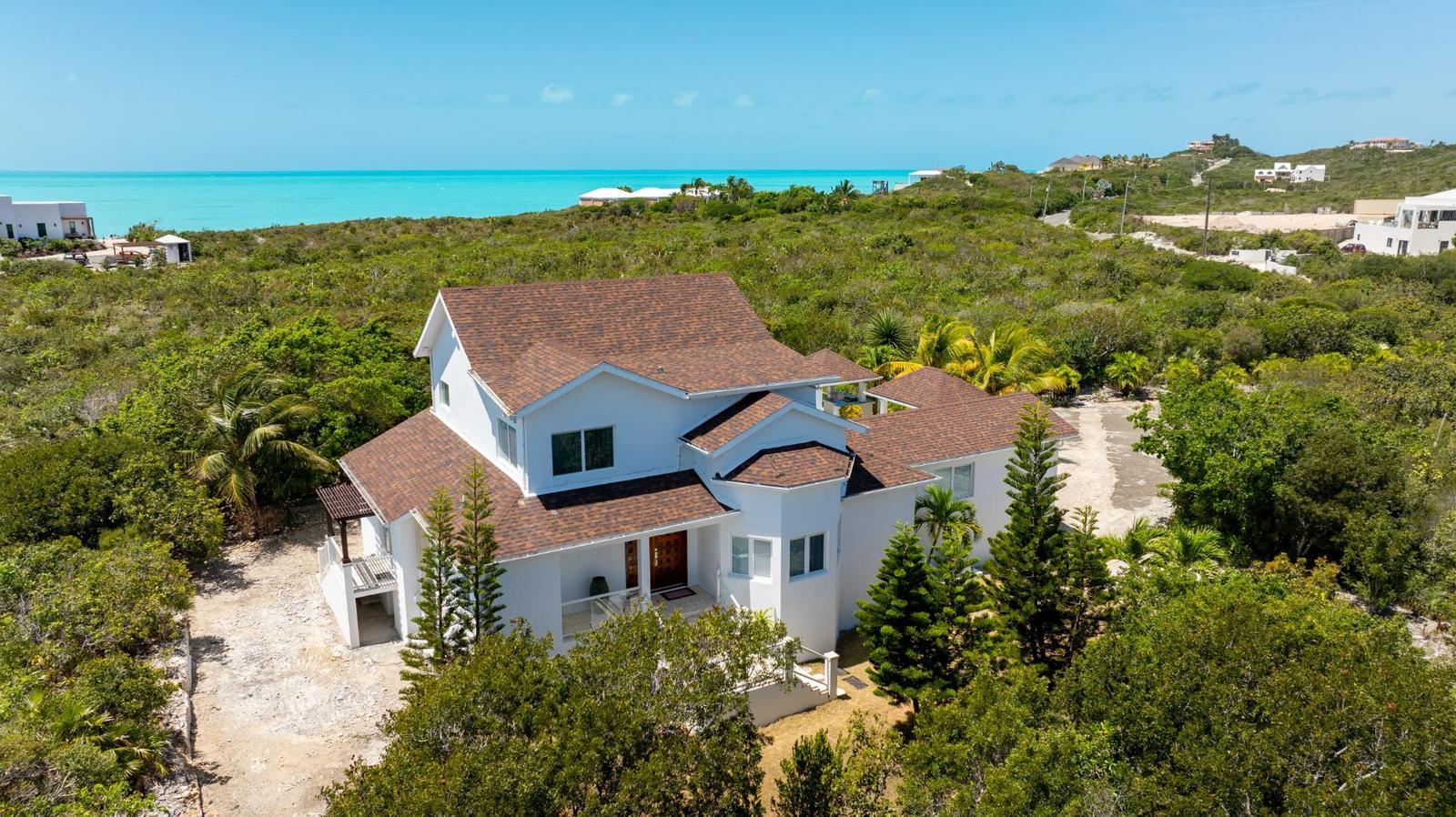 4 Bed, 5 Bath Villa in Turtle Tail, Providenciales — photo 1