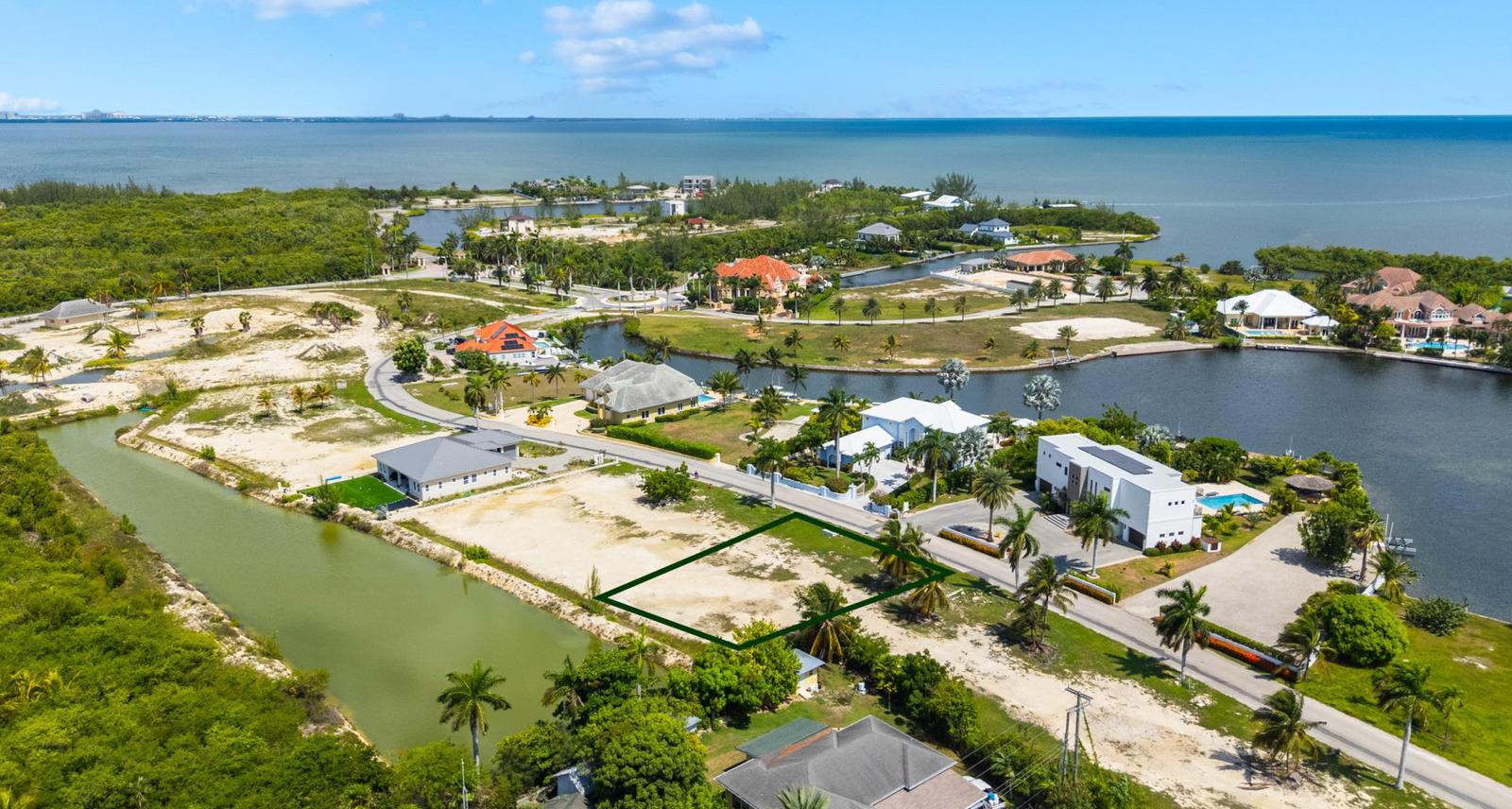 Residential Lot For Sale in Savannah, Cayman Islands — photo 1