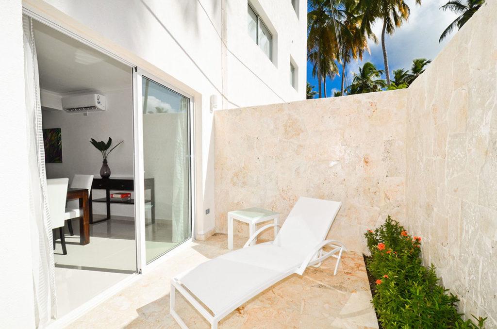 Boutique Condo-hotel Just Steps From The Beach — photo 3