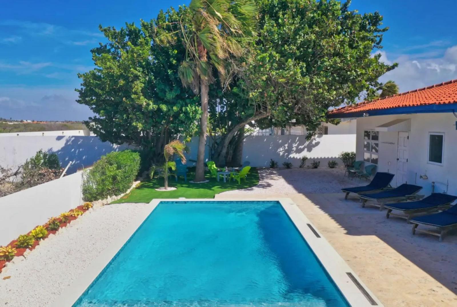 6 Bedroom Beachfront Home for Sale, Malmok, Aruba — photo 5