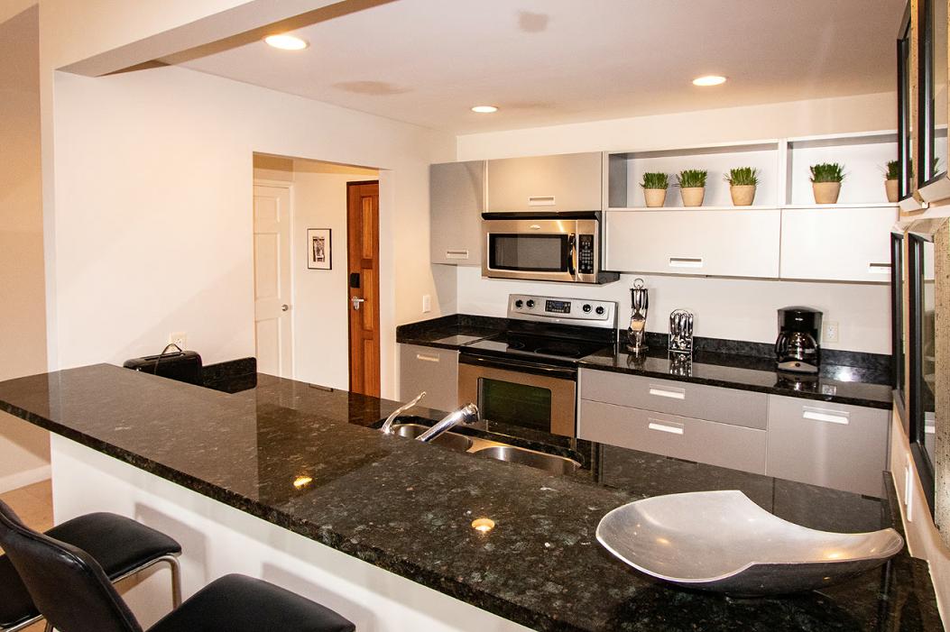 Dancing Star 2BR Condo in Oyster Pond — photo 5
