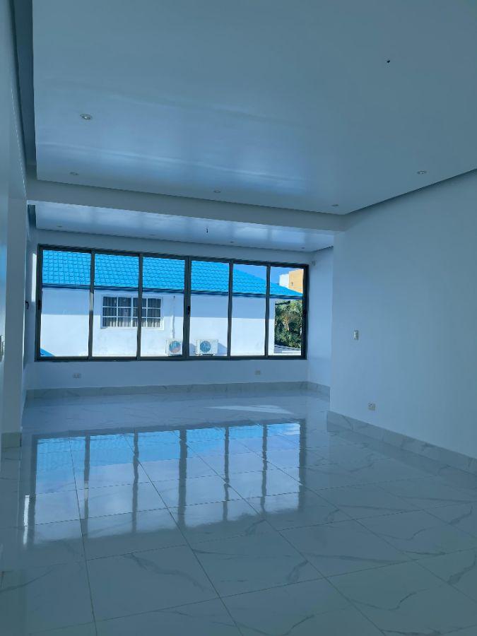 Amplia Casa en Urbanizacion Isabel G — photo 4
