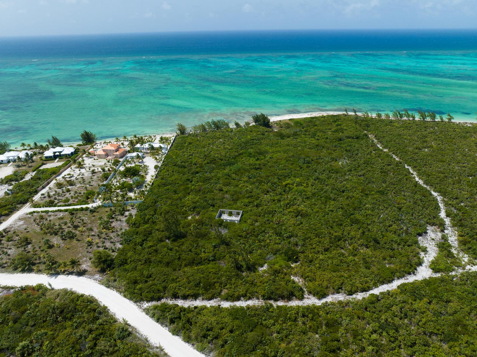 Prime Beachfront Estate Parcel North Caicos — photo 5