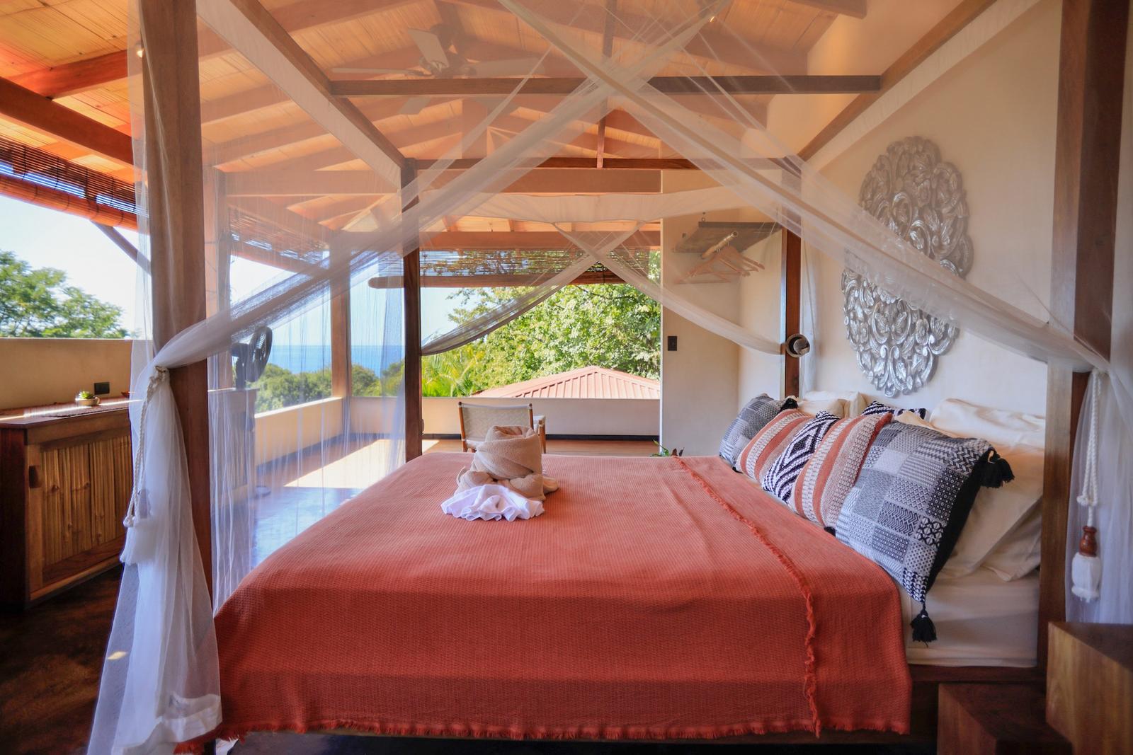 3 Vacation Rental Homes for Sale with 11 Bedrooms, Santa Teresa, Puntarenas, Costa Rica — photo 3
