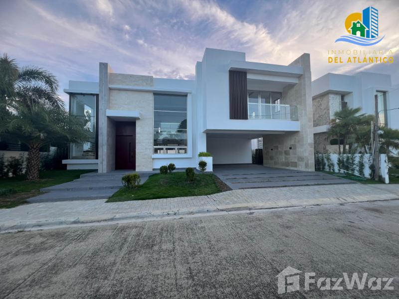 LUXURIOUS MANSION WITH POOL FOR SALE IN THE EXCLUSIVE URBANIZA — photo 1