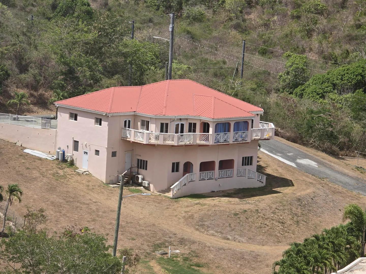 1 Bed 1 Bath Apartment in Christiansted, US Virgin Islands — photo 2