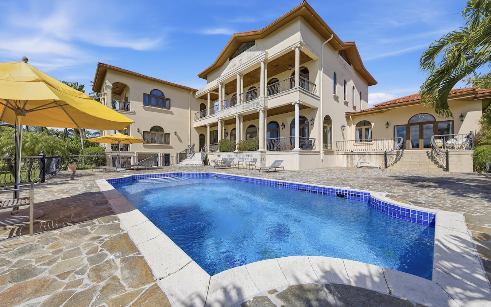 6 Bedroom Luxury Villa for Sale, Ocean Club Estates, Paradise Island, Bahamas — photo 2