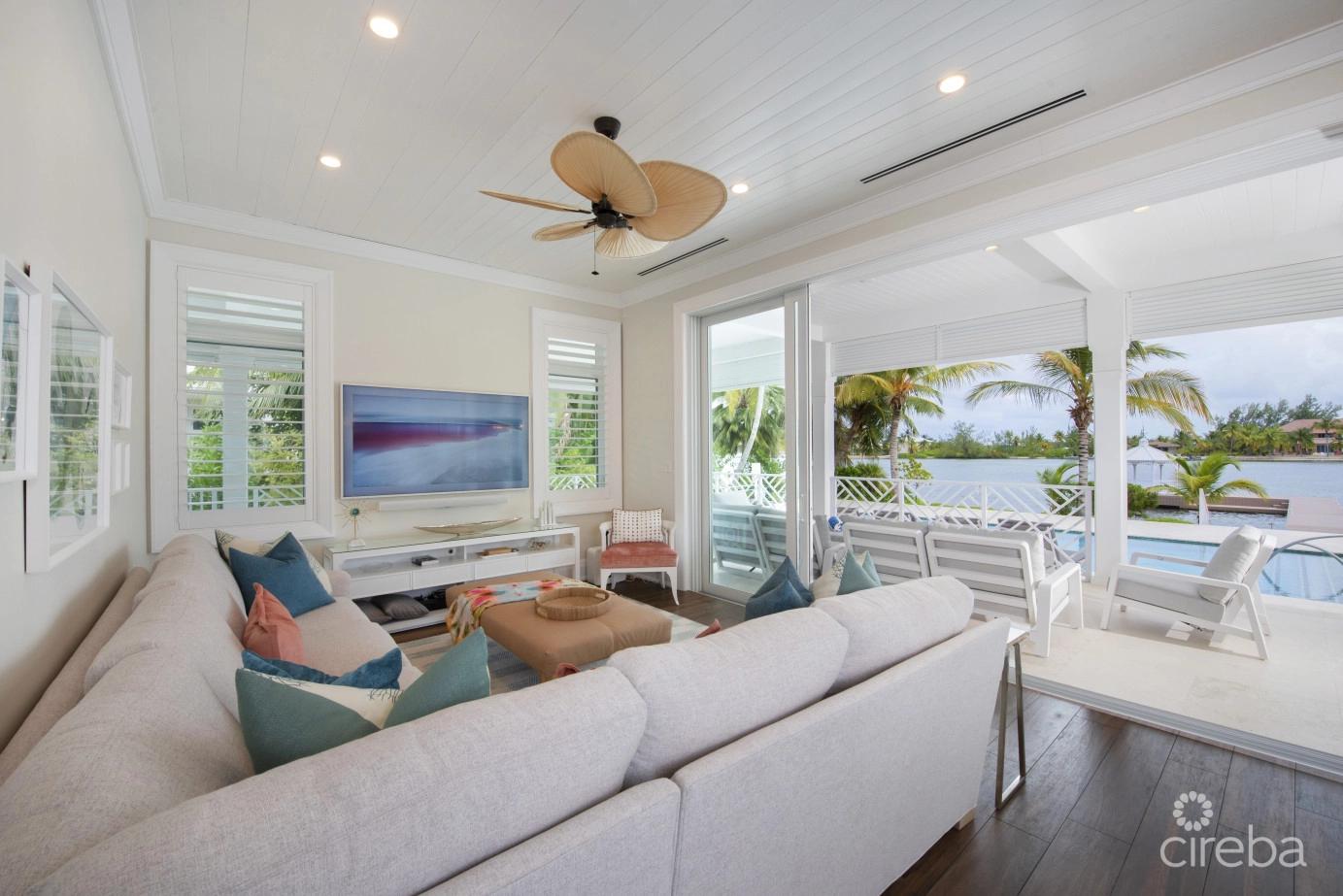 4 bedroom property for sale — Kai-yak Cove, Cayman Kai Villa in the Cayman Islands — photo 3