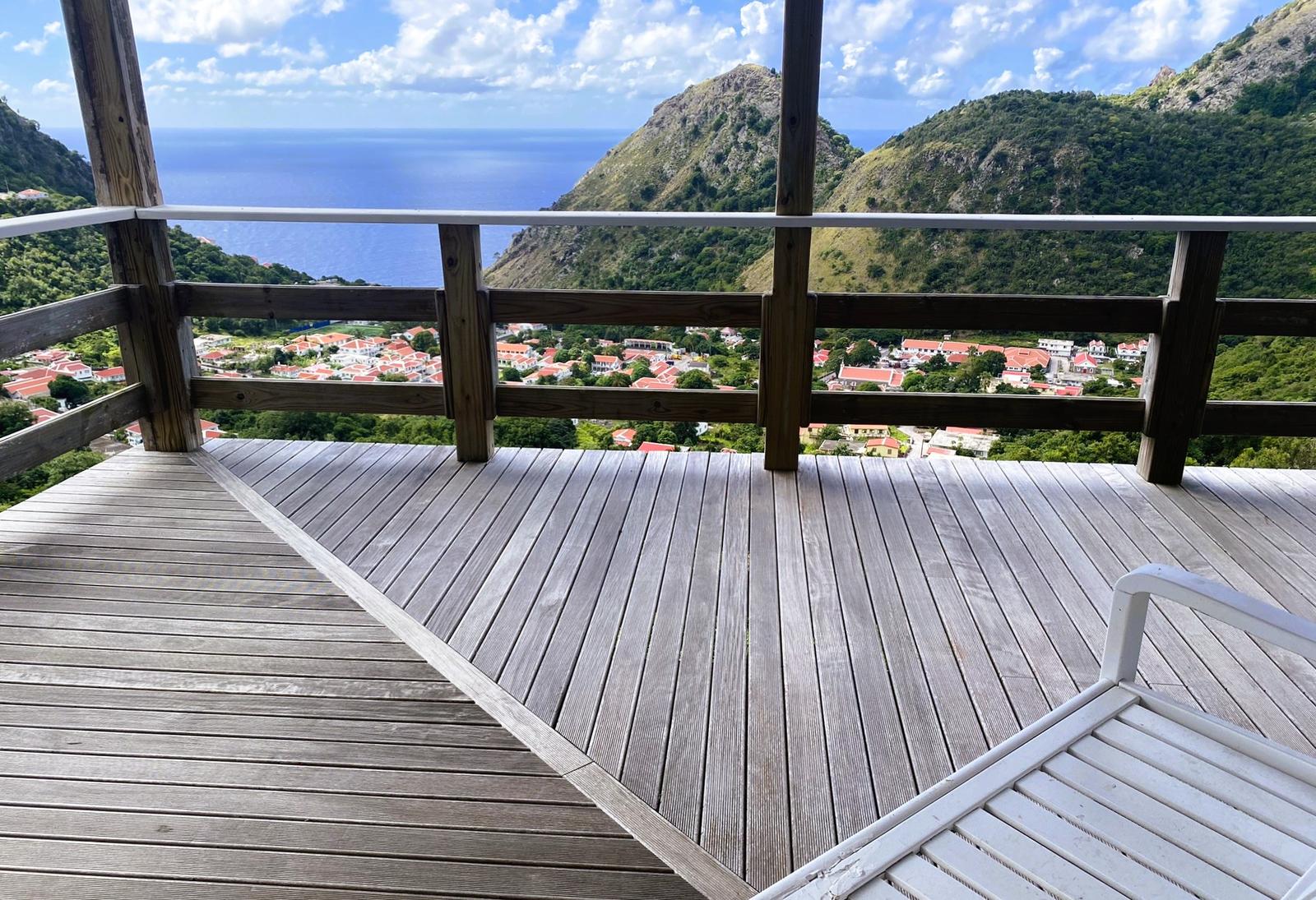 SABA ISLAND - TROY HILL RESIDENCE - Views of Saba's Capital and the Caribbean Sea — photo 4