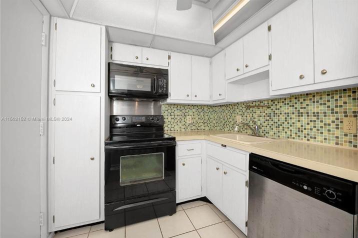 Pompano Beach Intracoastal View 2BR Condo — photo 5