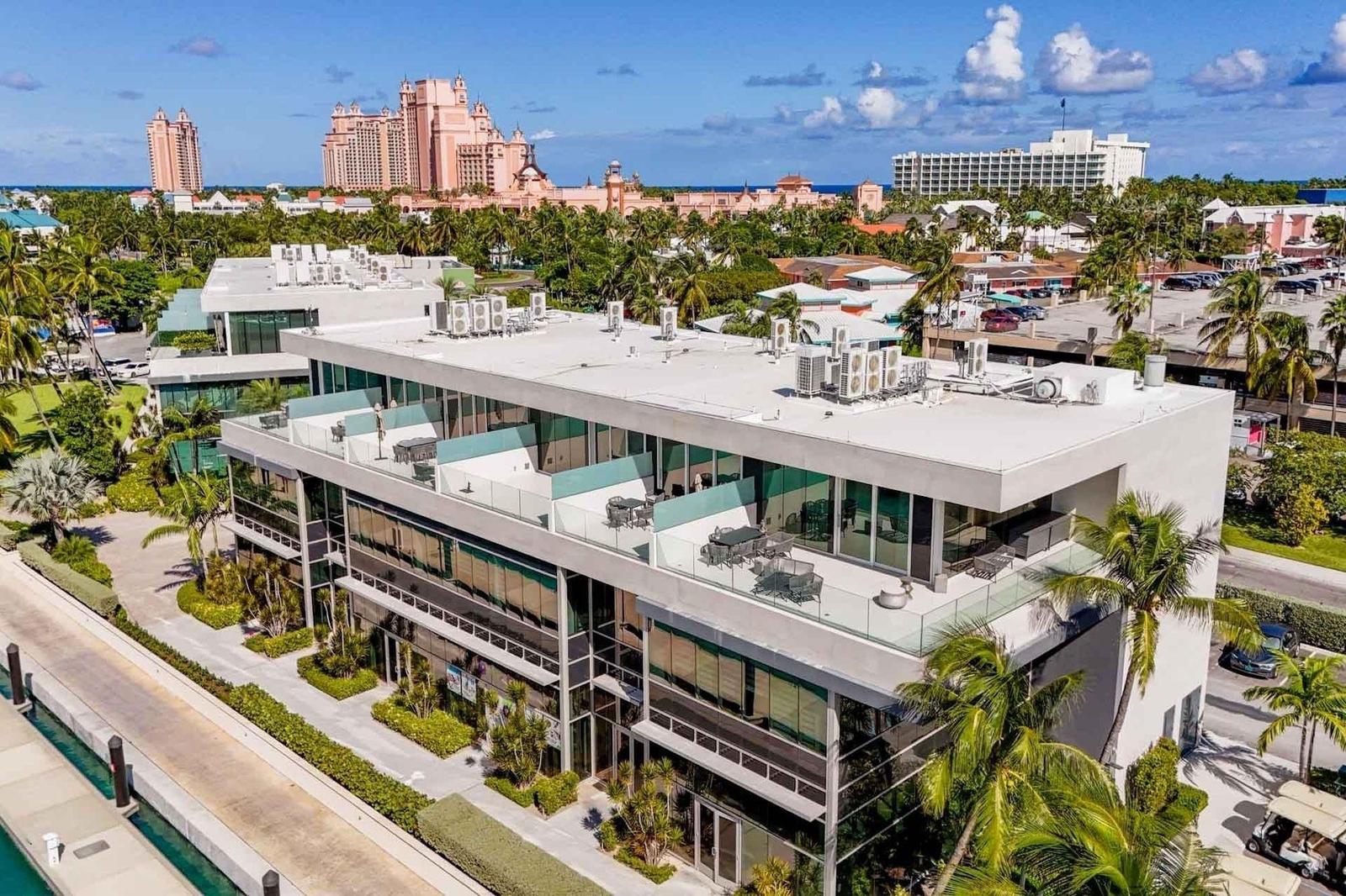 2 bedroom Apartment for sale - 4 MARINA WAY — photo 4
